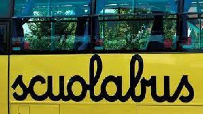 Immagine: scuolabus (1)